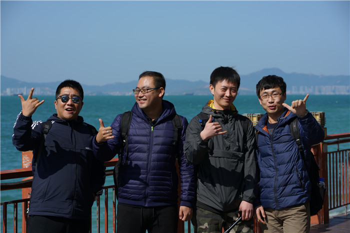 部分同事合影